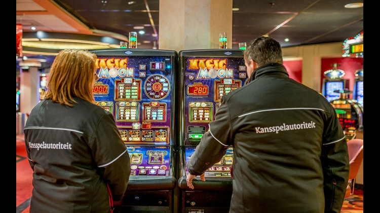 Как играть в онлайн-казино при санкциях?